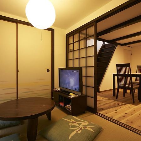 Guest House Connection Karasuma Gojo Кіото Екстер'єр фото